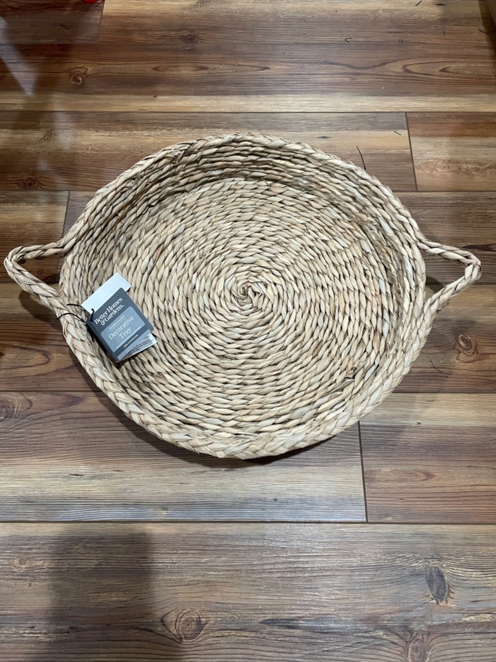 Water Hyacinth Decorative Tray